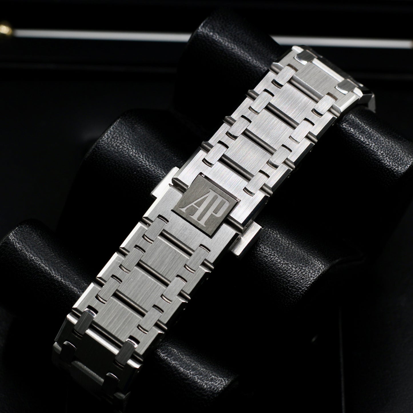 Audemars Piguet Royal Oak Jumbo 39 - Salmon Dial