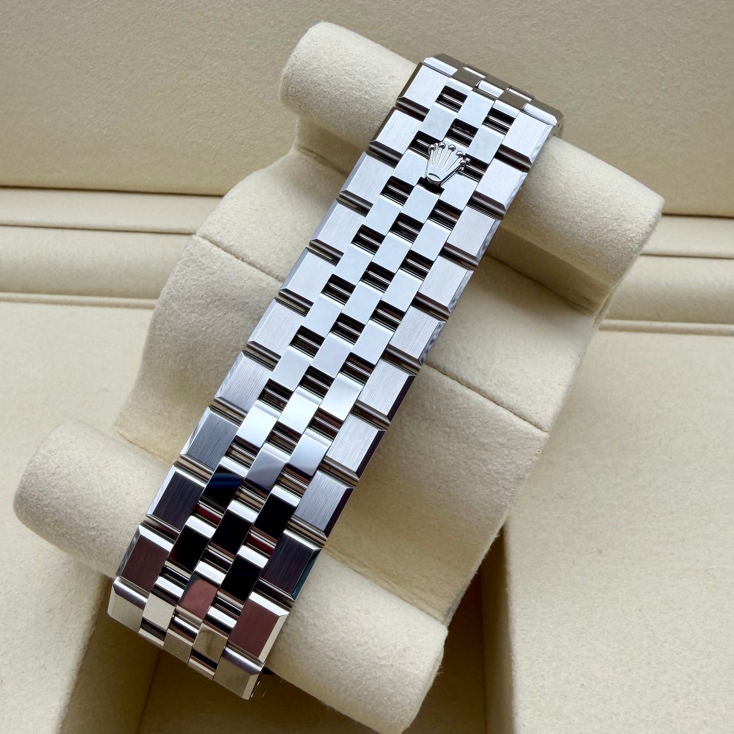 Rolex Land-Dweller 40 - 127334
