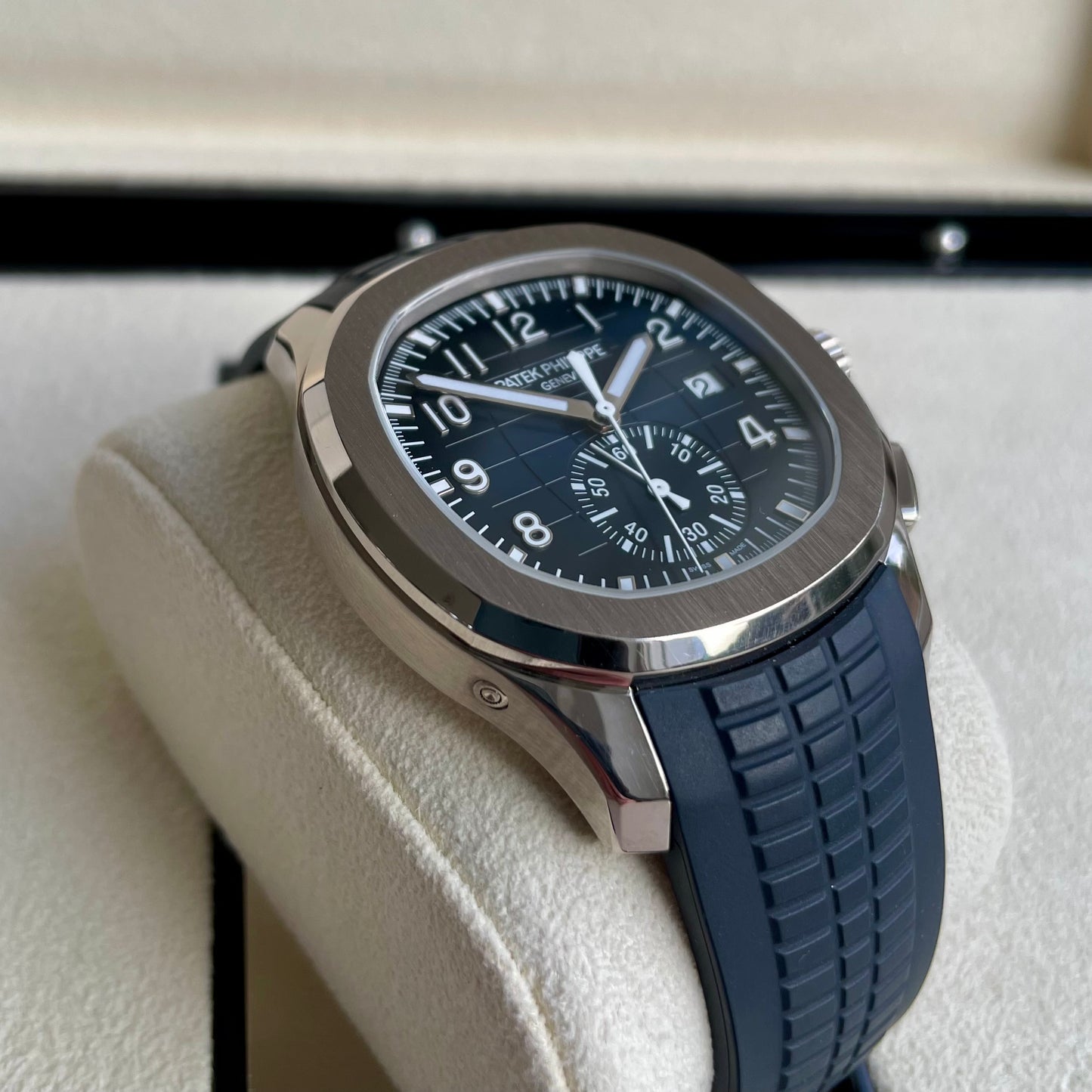 Patek Philippe Aquanaut - 5968G-001