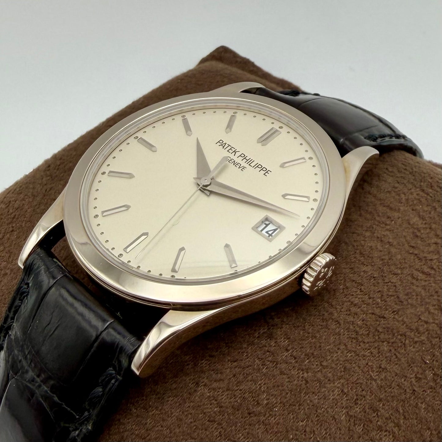 Patek Philippe Calatrava - 5296G-010