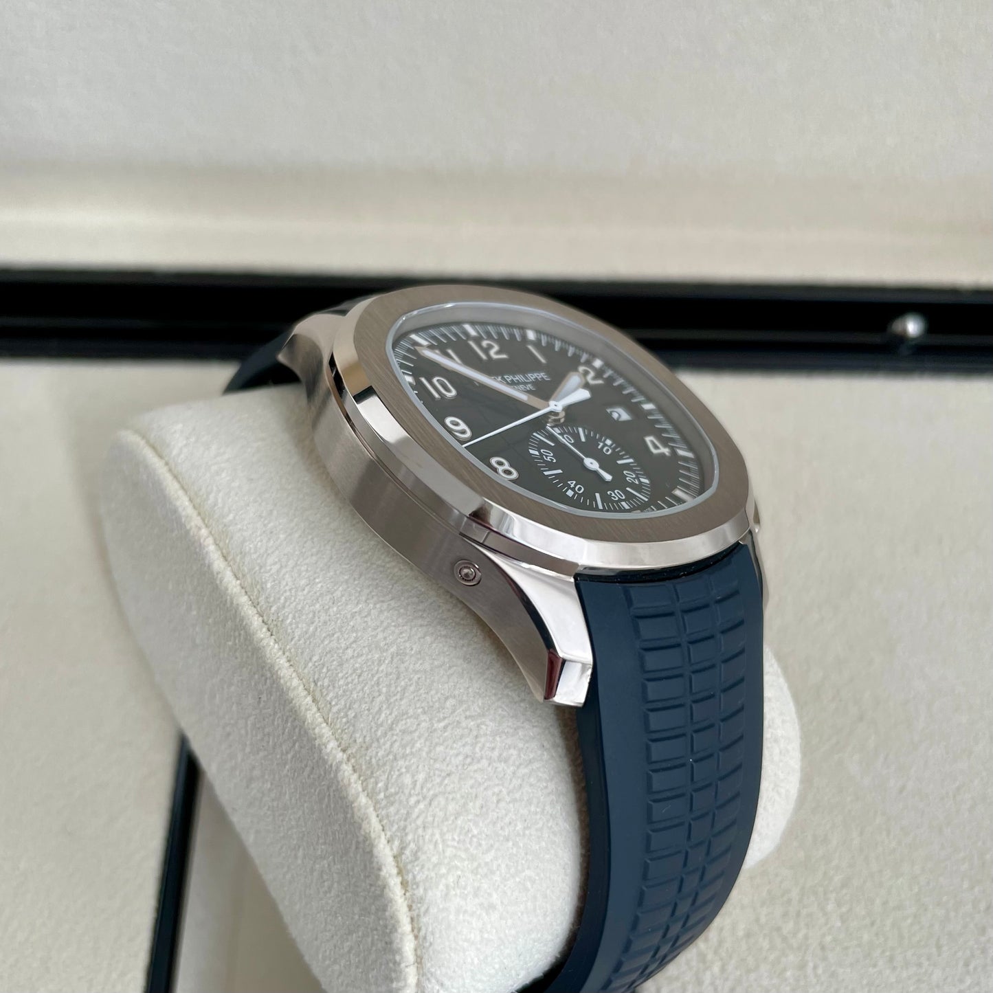 Patek Philippe Aquanaut - 5968G-001