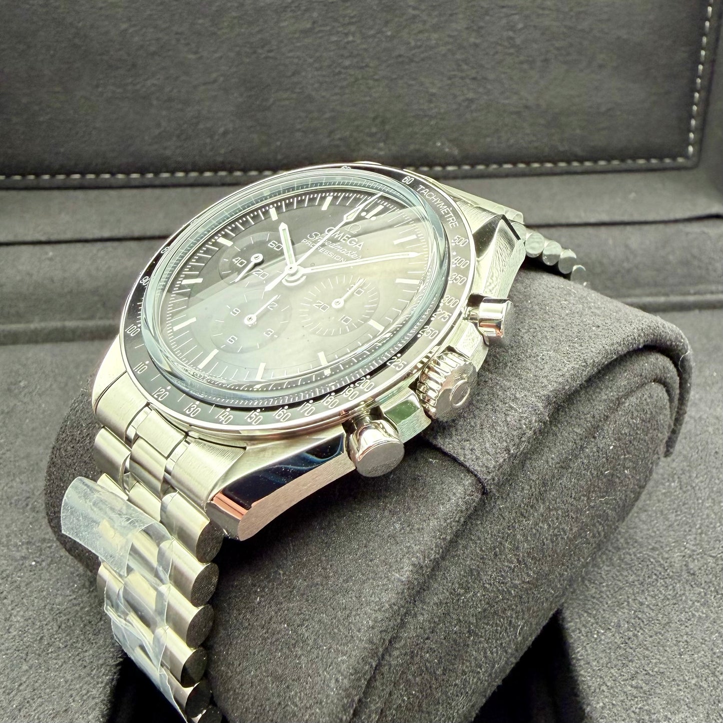 Omega Speedmaster Professional Moonwatch - 310.30.42.50.01.002