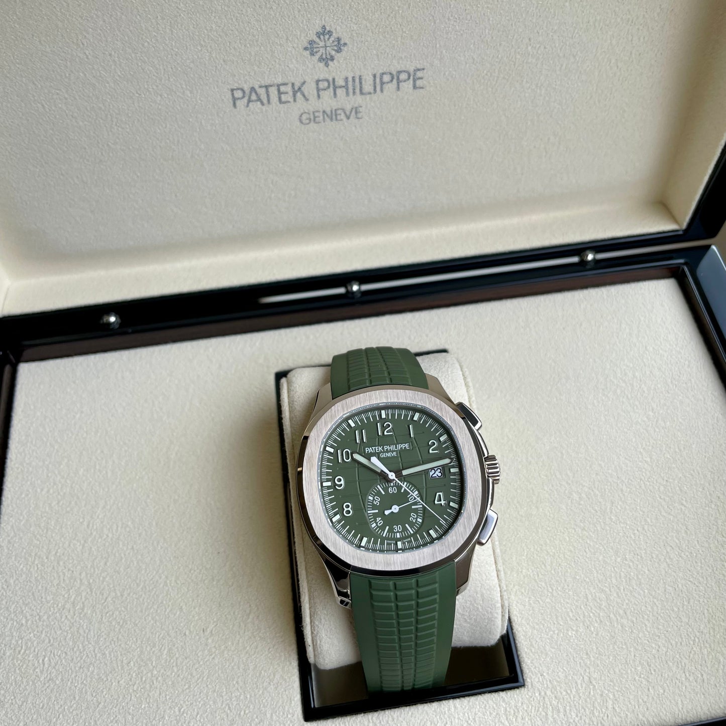 Patek Philippe Aquanaut - 5968G-010