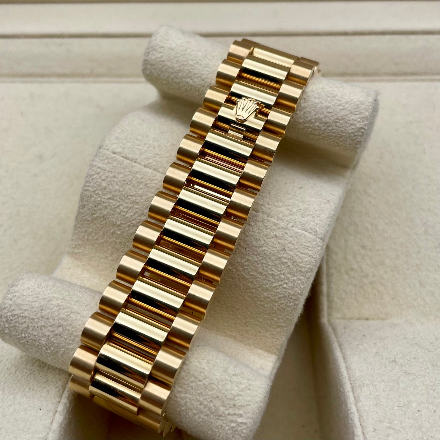 Rolex Day-Date 40 - 228238