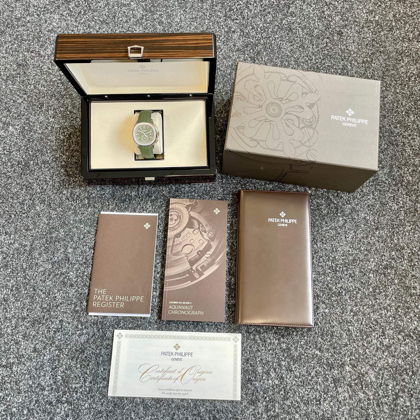 Patek Philippe Aquanaut - 5968G-010