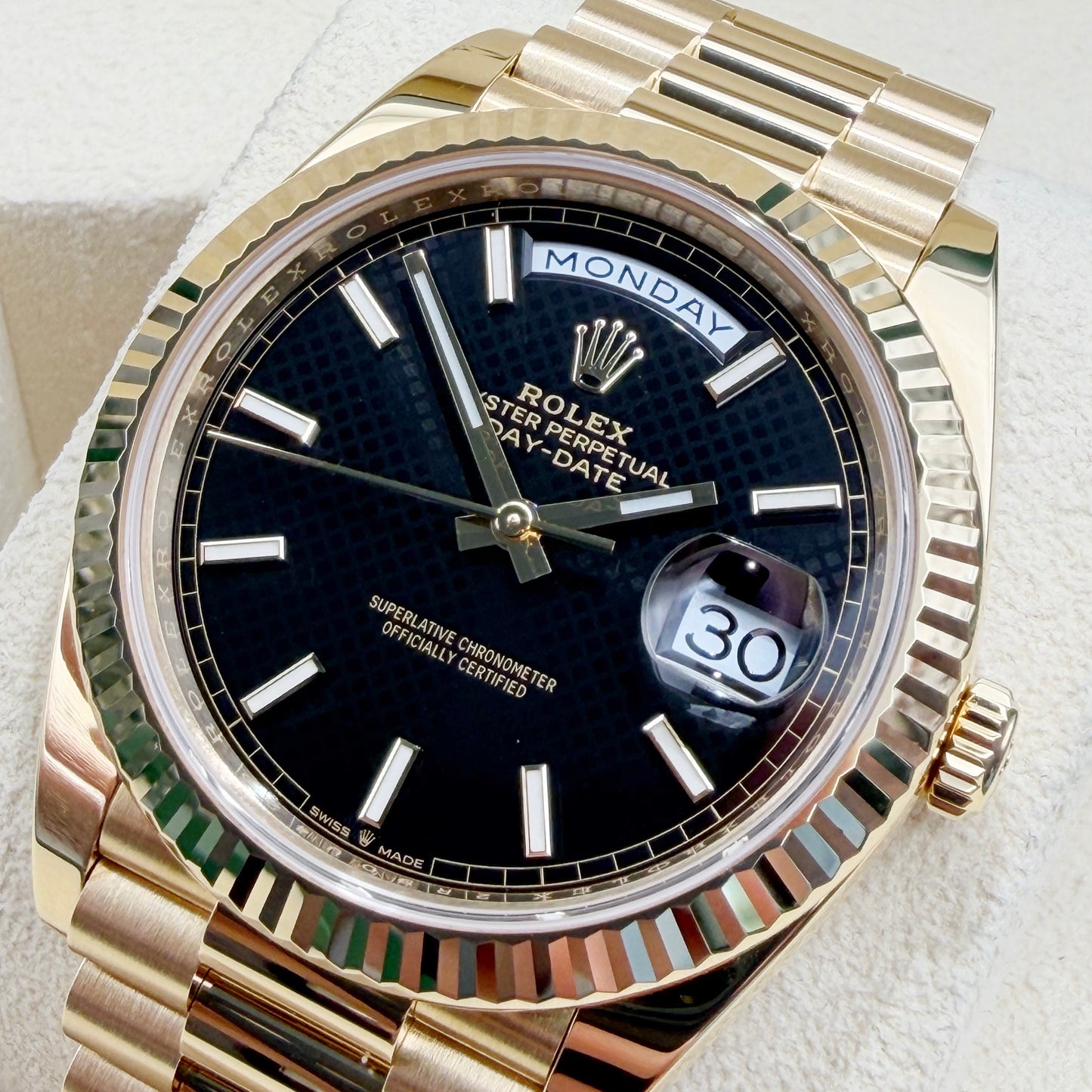 Rolex Day-Date 40 - 228238