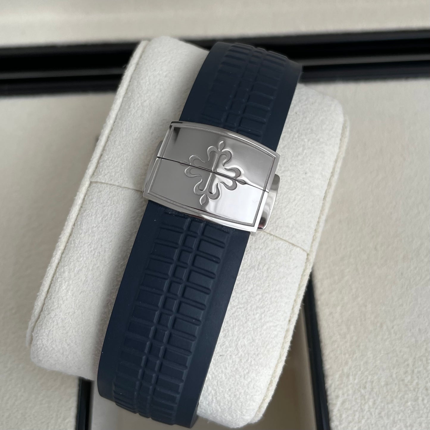 Patek Philippe Aquanaut - 5968G-001