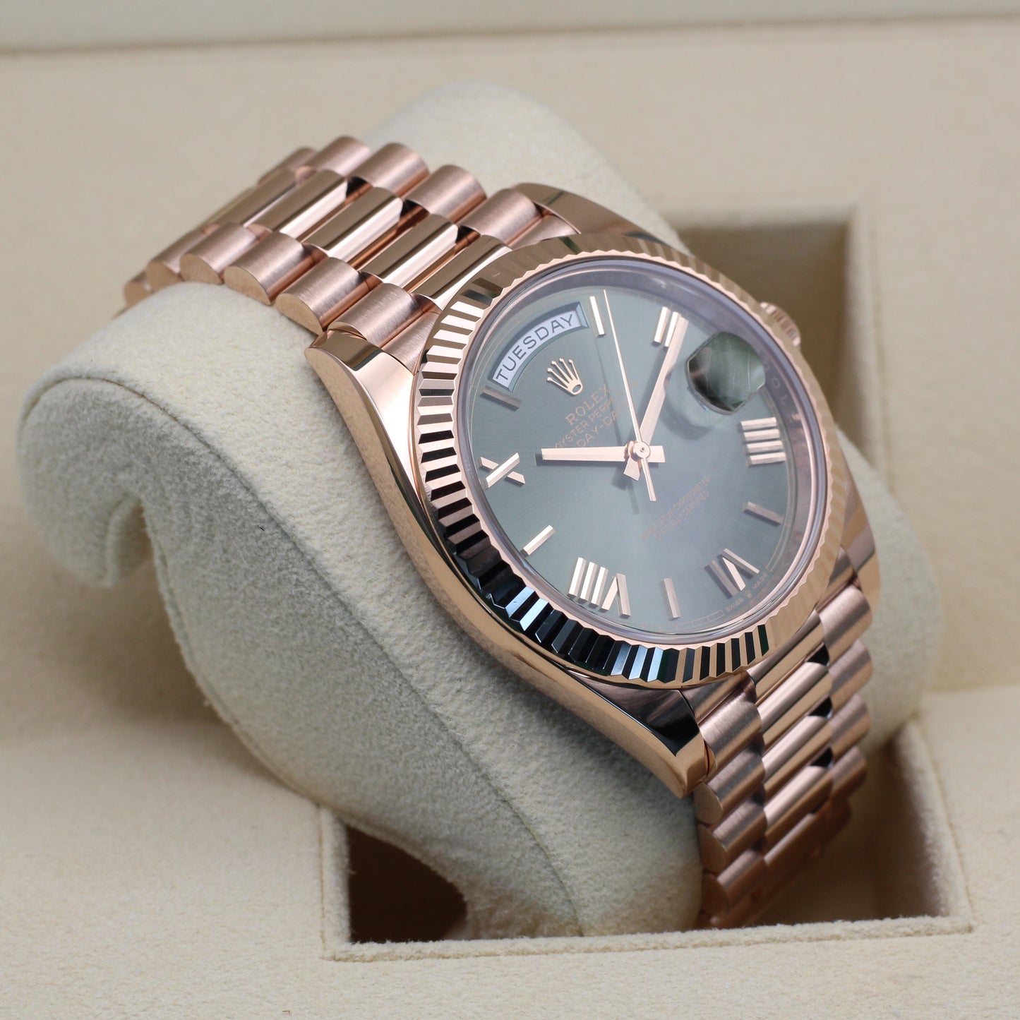 Rolex Day-Date 40 - 228235